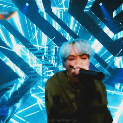 170928 Mic Drop