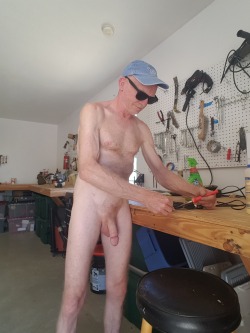 jaybee1959:  fixing things in the garage