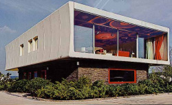 klappersacks:  kunststoffhaus prefab house 1968 by mod*mom on Flickr. 