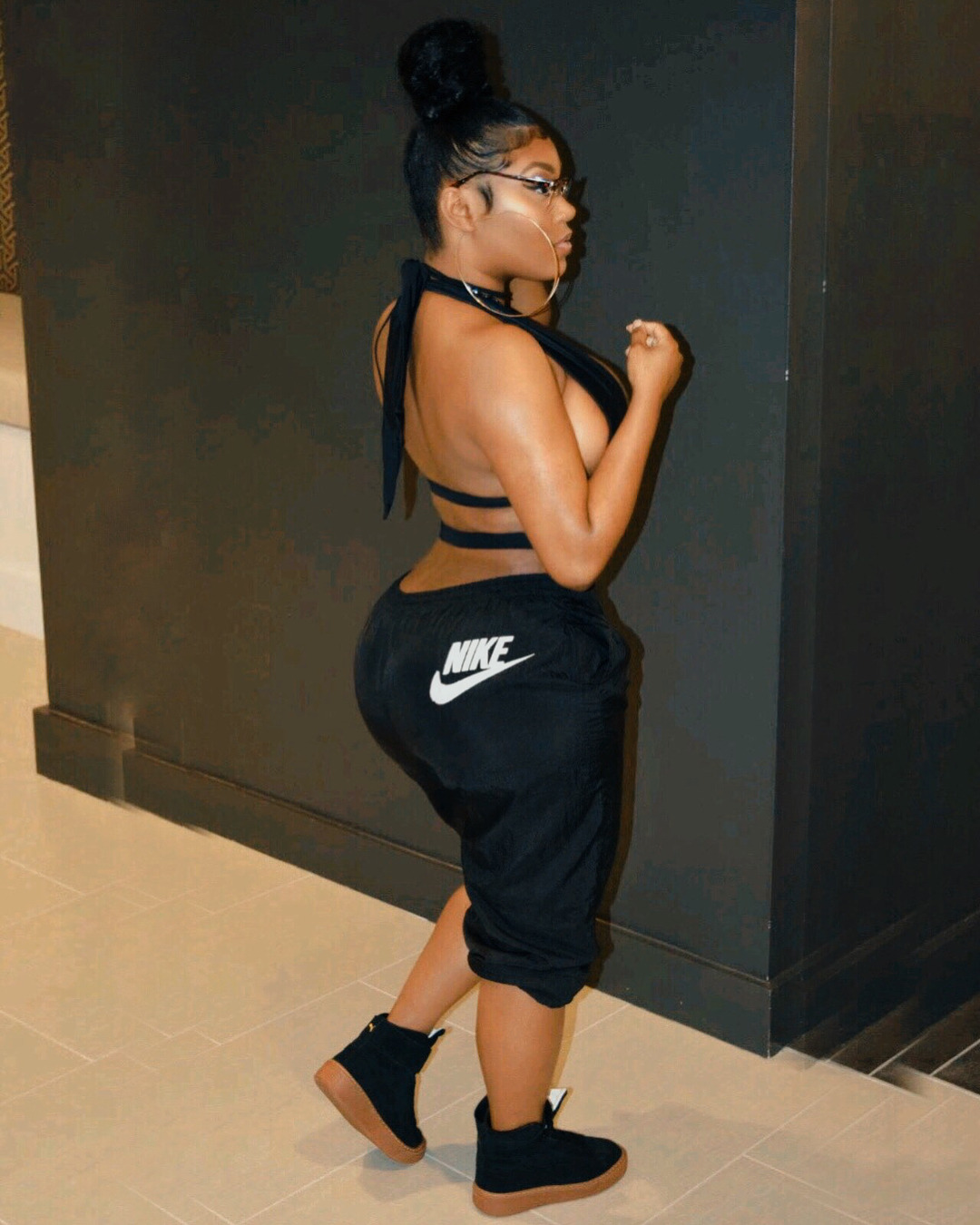 redstripeking:  La Saina