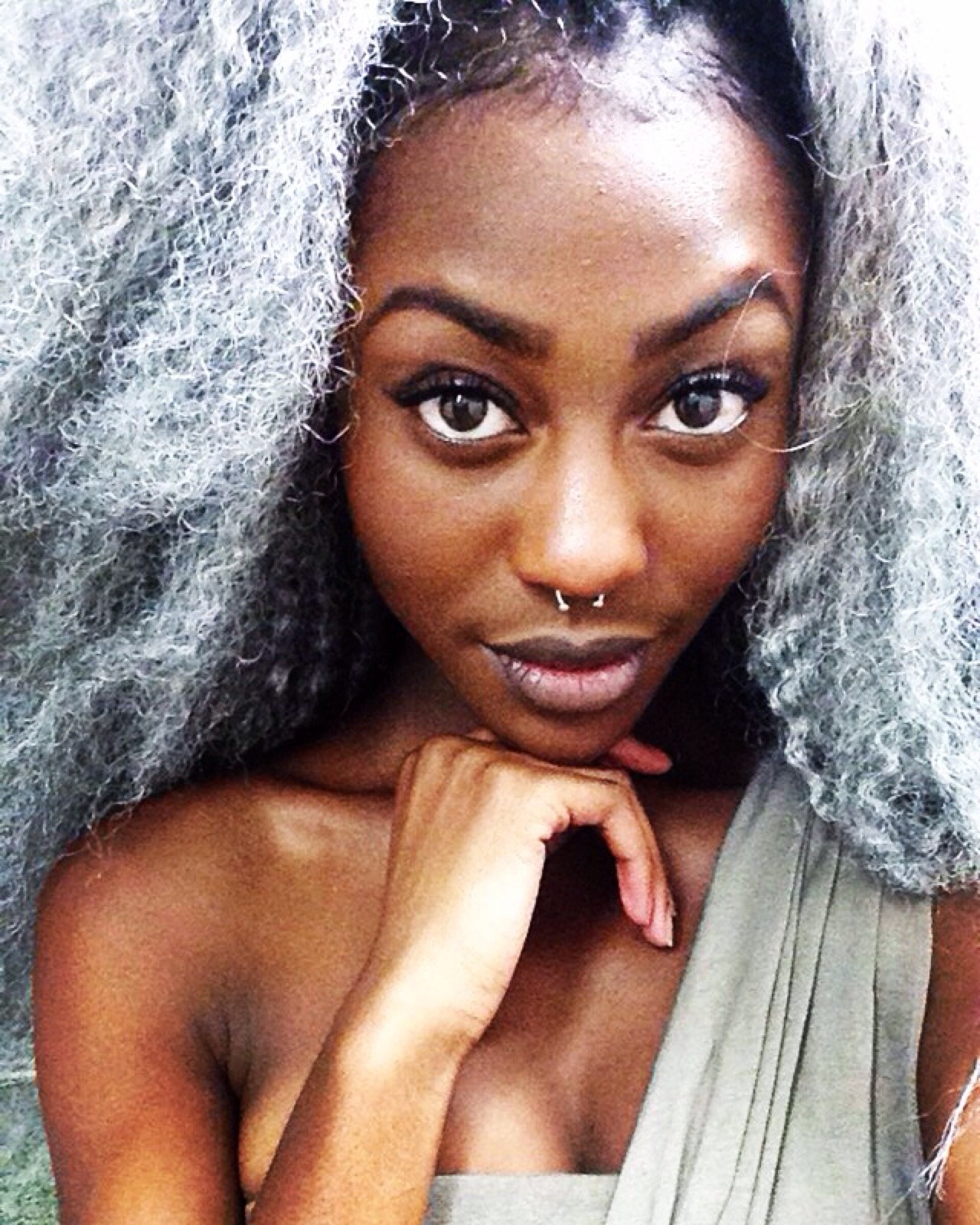 beautyisopinion:  A final hair flip to all the bullshit in 2015 💁🏿💁🏿 I