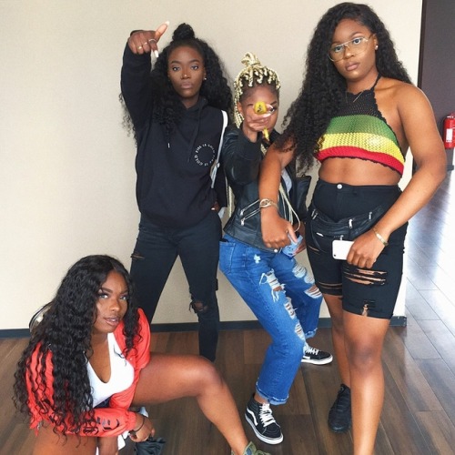 blackgrlsaremagic:@chloekitembo @priscaharris @_debbysmith @nellarose