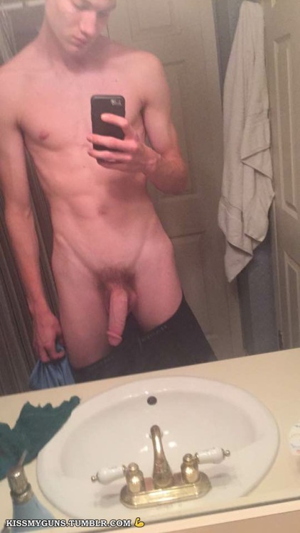 kissmyguns: David from Michigan.More of David here.More boys on KISS MY GUNS All baits are original.