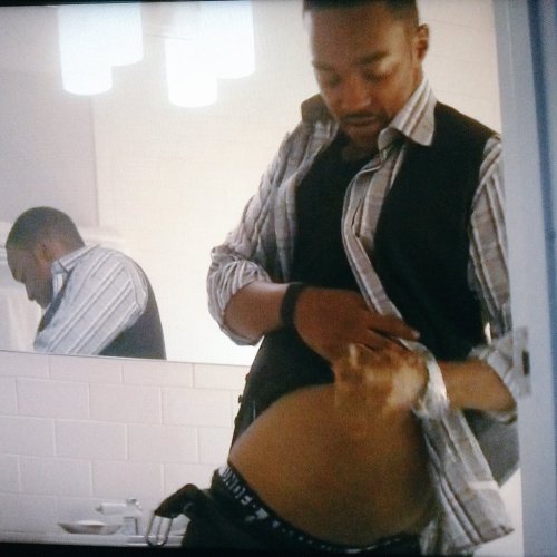 Anthony Mackie Got A Fat Ass!