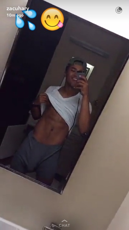 tiredbutlonelybutsweetkiller:  He is such a tease. 💋