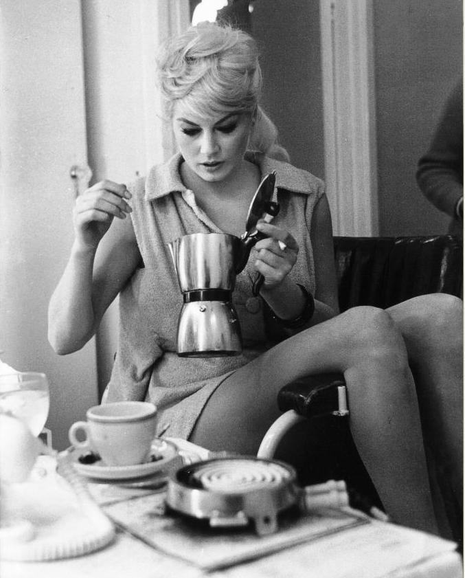 una-lady-italiana:  Anita Ekberg 