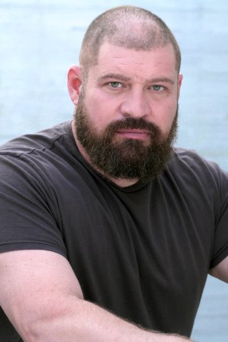 Daddy bear character actor and former NFL player Brad William Henke (best known for Orange is the Ne