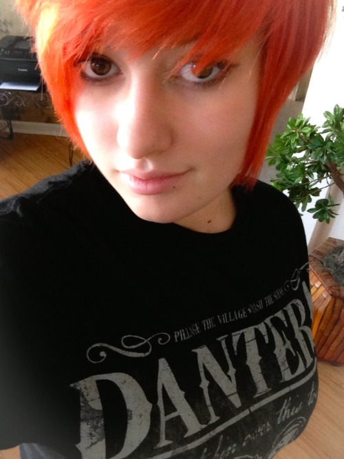 littleredmetalhead:  Because pantera.