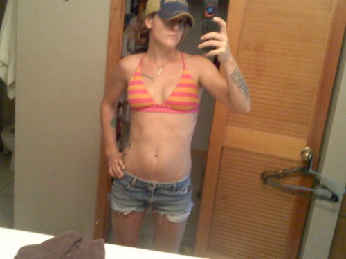 brittany-gazdacko-and-friends:  Caitlin from My. Vernon Illinois