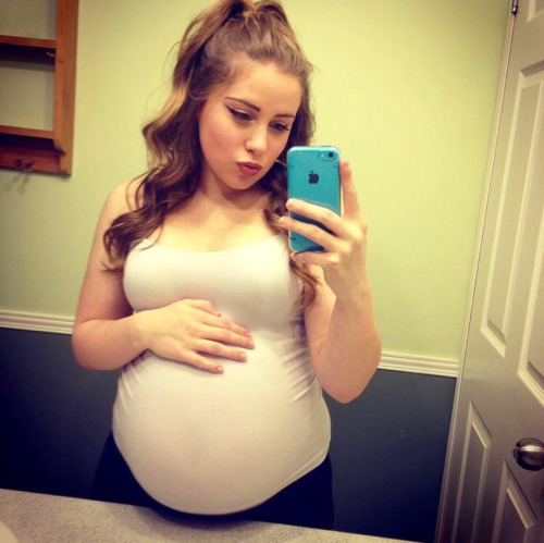 pregnantbellyobsession: I’d fuck her till her belly was bouncing in my hands Super great