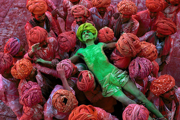 nevver:  Oltre Lo Sguardo, Steve McCurry