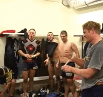 notdbd:  Olympique Marcquois Rugby (OMR)  dans le vestiaire Rugby players from the
