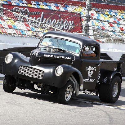 morbidrodz: More vintage cars, hot rods, and kustoms  Love this blog and want to