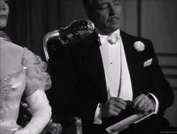 nostalgiepourmoi:Ronald Colman & Greer Garson in Random Harvest, 1942. Directed by Mervyn LeRoy.
