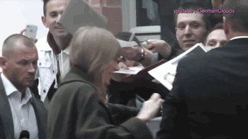 curtisanthonytaylor:  peoplelikeswift:  When your bodyguards tell you that you can’t see your fans, tell them to shut up:  How To Be Sassy: A Lesson From Taylor Swift       This is only one of the many reasons why I’ve always loved Taylor Swift