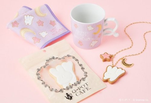 Usagi Dream Sugar Plate and Usa’s futon-pattern hand towel, sugar cookie, and mug and the Q-Po