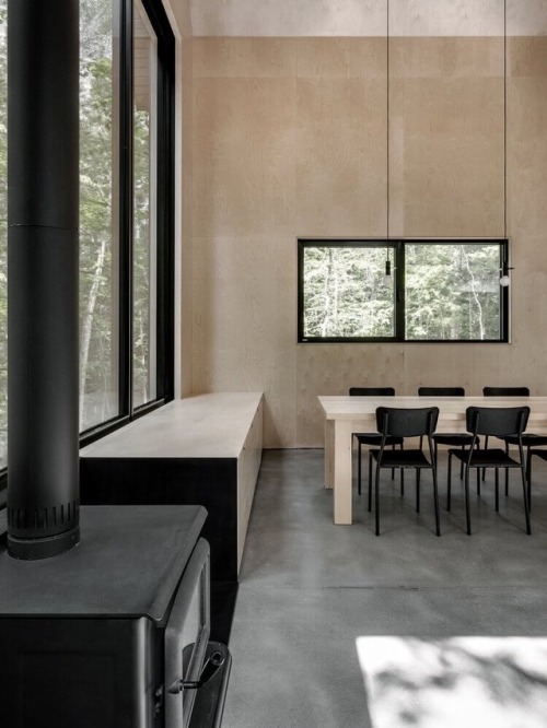 fineinteriors:Grand Pic Chalet, Austen, Canada by Appareil Architecture |Félix Michaud