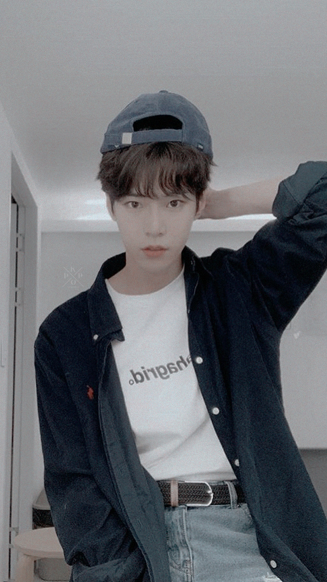 kpop locks : doyoung; bf material like/reblog | @xuxipoet