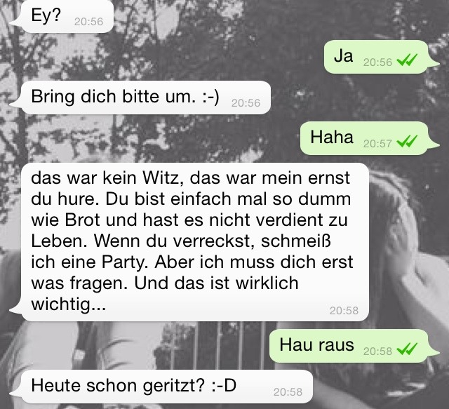 blutnebel:  versoehnungsfick:  Wow wie lustig.   &amp; es sinkt für sie - das