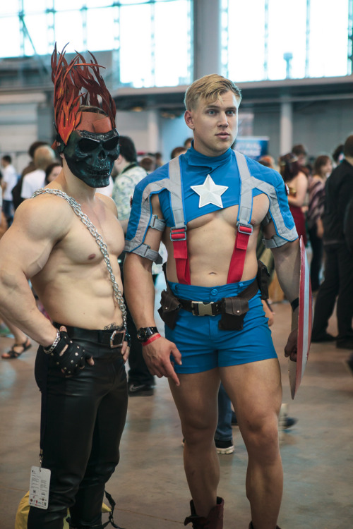 curlsaplenty - I am here for sexualized costumes for men