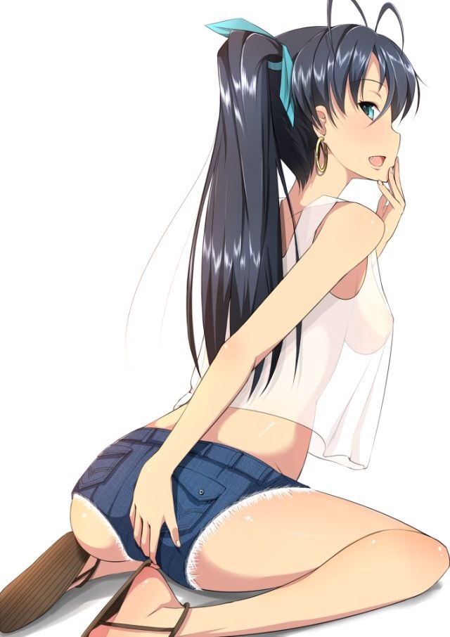 oppai-okami:  I’m feeling more like an ass than a boob guy today so that’s probably
