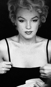 missmonroes:  Marilyn Monroe photographed adult photos