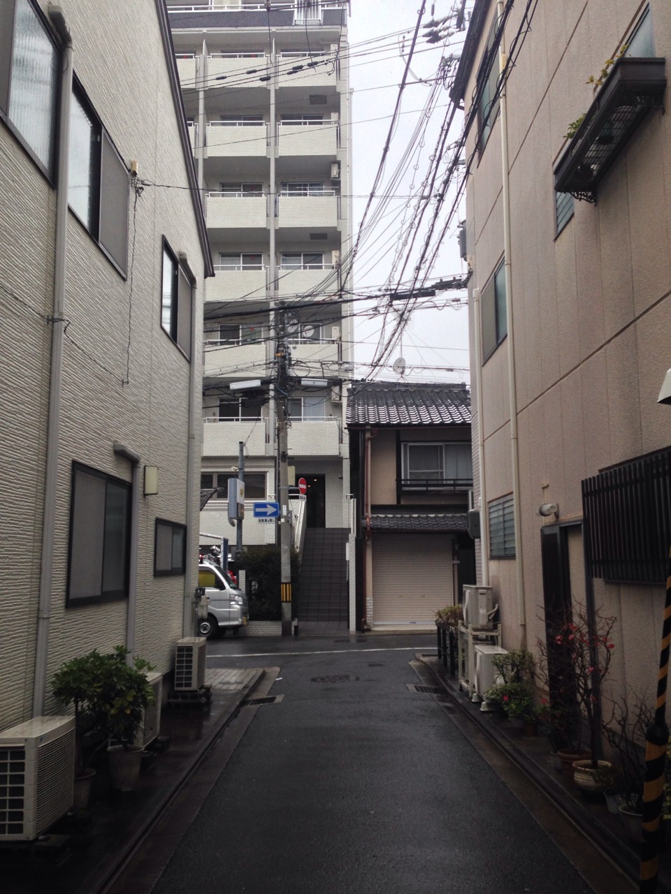 felixjapan:  rainy day in kyoto, taken by felixjapan 