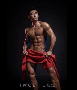 twolifephoto:沙岗队长💪 #asianhotmen