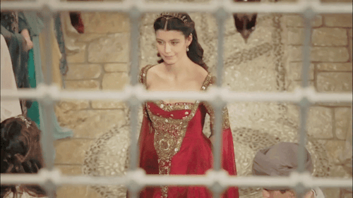 Sultans And Their Colorful Clothes + Ksem Sultan's Red Caftan And Golden Shiny Robe