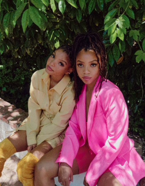 harriers:CHLOE X HALLE photographed by Elizabeth Weinberg for Teen Vogue (2020)