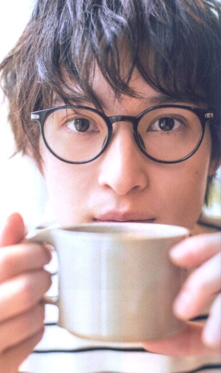 Sakamoto Shougo latest photobook 「TADAIMA。」 preview