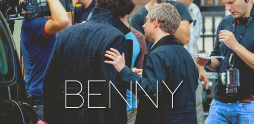 fyeahfreebatch:“Sorry we haven’t introduced ourselves. I’m Martin and this is Ben.” Ben/Martin + Pet