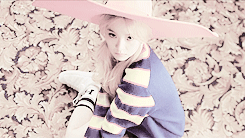 huailang: get to know me meme: female biases↳ Irene [2/10]
