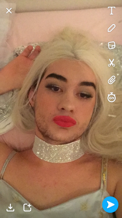 410940:410940:410940:don’t reblog but my friend dressed me up ok i changed my mood y'all reblog this
