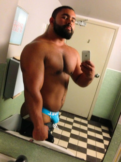 livingcolormen:  Black men, latino men, arab men, asian men, bears, daddies, muscle hunks and sexy dream boats! http://livingcolormen.tumblr.com/archive