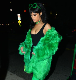 celebritiesofcolor:  Rihanna arrives for a post-award dinner in L.A.