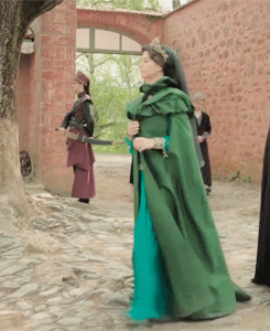 kosem-empress:Kosem Sultan + cloaks ( ep 22 - 30 )This type of cloak has become a characteristic ele