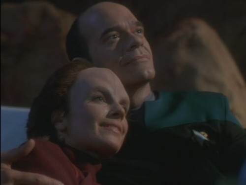 missolitude: Fangirl Challenge: TV Shows (2/10) - Star Trek Voyager “Mr. Paris, set a cou