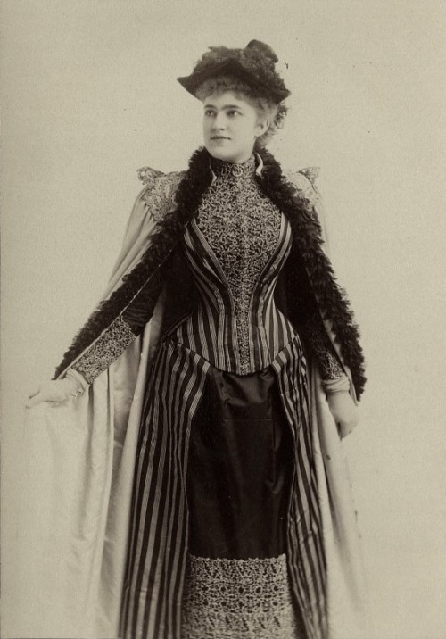 carolathhabsburg:Miss Huntigton. Late 1880s.