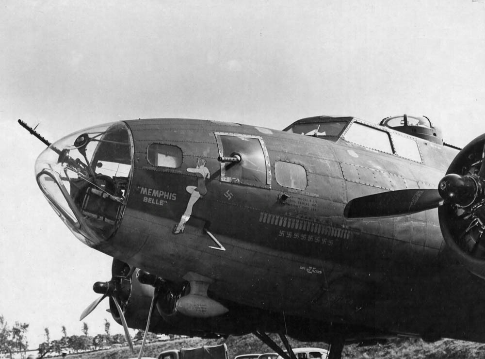 retrowar:  http://www.lonesentry.com/images/2015/02/memphis-belle.html  Memphis Belle