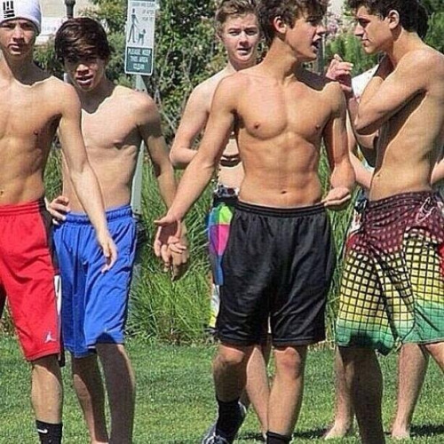 OMG Nothing But Shirtless Hotties