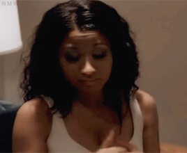 txewluke:  brokebut-wealthy:  nickiminajweb: Nicki Minaj crying after her incident at Vma’s   Notice her dress was about to rip open and she would have been fully naked in front of the whole world,and the main thing shes worried about is that she messed