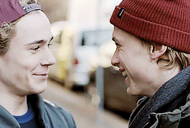 Isak/Even + The Looks