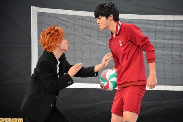 honyakukanomangen:  More photos of the Haikyuu!! stage play. (Part 3)Source: Famitsu