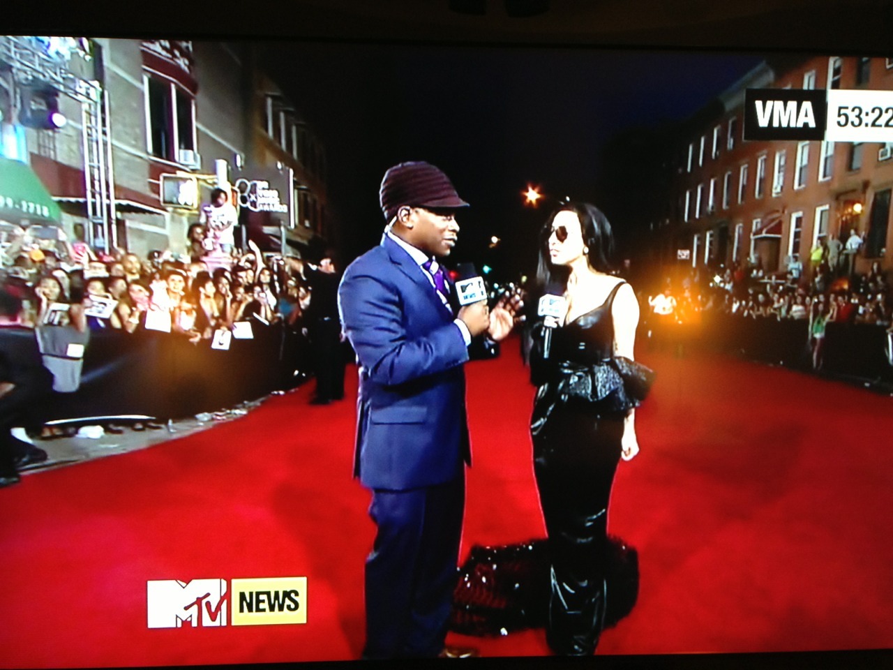 gagaloonews:  GAGA ON THE CARPET 