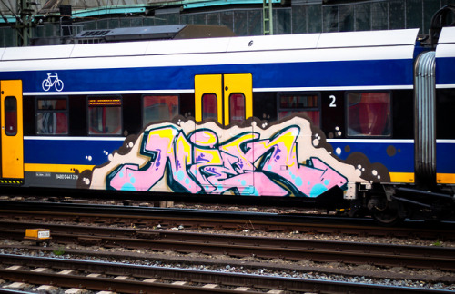 https://backcar.tumblr.com/post/184870987867