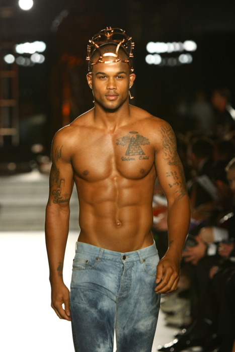      Andre Douglas     