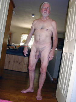 robrobbyrob1963:  …since you were a boy, you always saw Dad naked…even when you are older its no big deal…