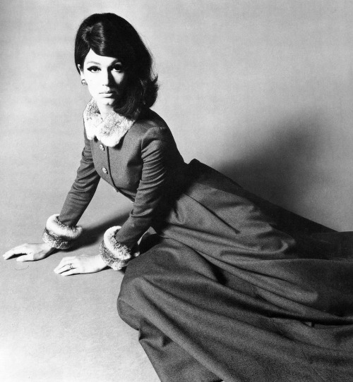 Simone in a flannel evening gown, trimmed in chinchilla by Uli Richter, photo by F.C. Gundlach, 1965