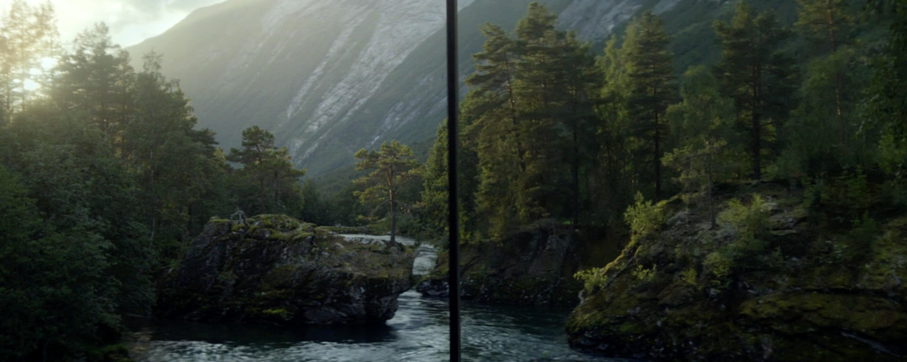 wardrobemalfunctioned:  Ex Machina (2015) dir. Alex Garland / DP: Rob Hardy